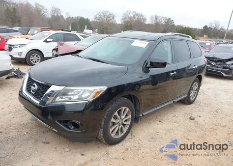 2015 Nissan Pathfinder S z USA, uszkodzony, nr VIN 5N1AR2MNXFC682786